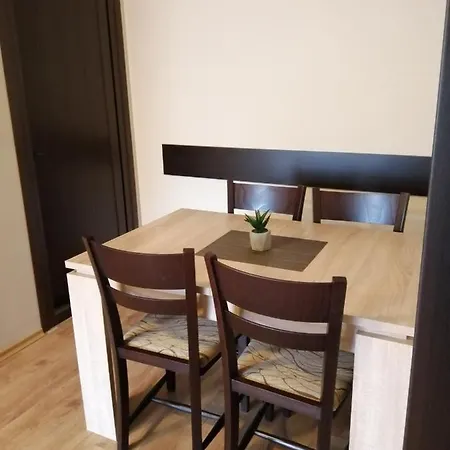 Apartamento Апартаменти Tryavna Lake *