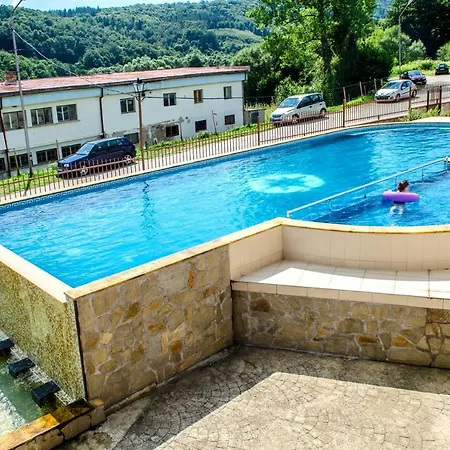 Апартаменти Tryavna Lake Daire