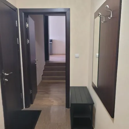 Апартаменти Tryavna Lake * Tryavna