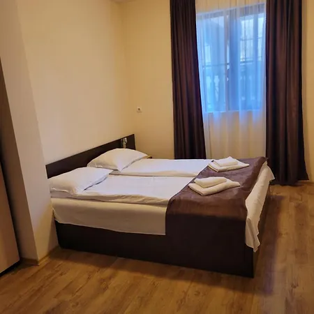 Апартаменти Tryavna Lake Daire Tryavna