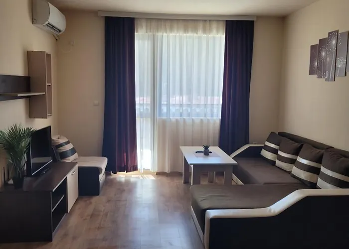 Апартаменти Tryavna Lake Appartamento